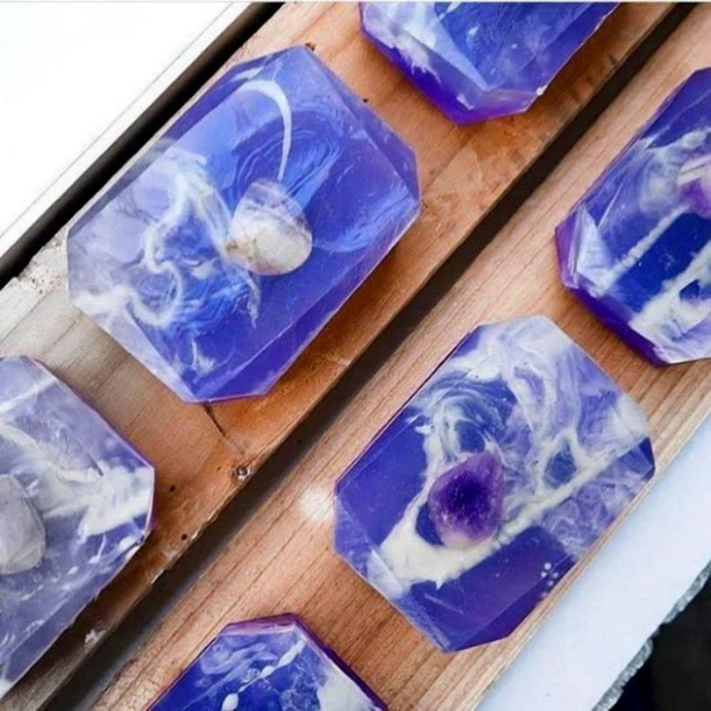 PEACE BRIDGE (Crystal Soap)